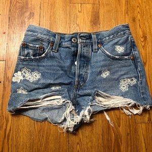 levi’s denim embroidered short